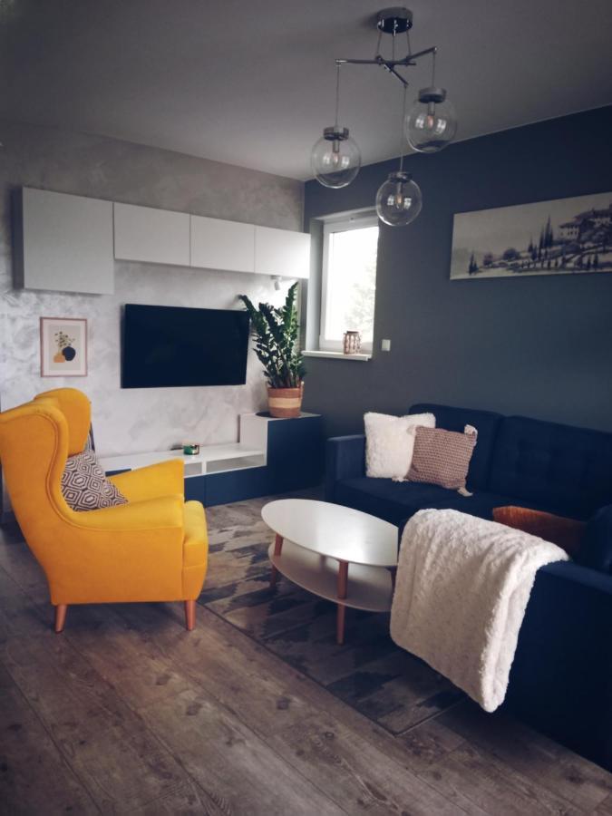 Ferienwohnung Apartament Na Zielonej Z Tarasem Schneidemühl Exterior foto